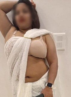 (VERY PRIVACY GIRL)🫦BHAVNA🥀 MEET & CAM - escort in New Delhi Photo 11 of 18