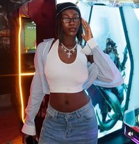 Very Slim Thickgal - escort in Noida