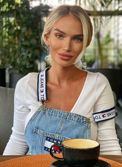 Vesnyana - escort in London Photo 5 of 13