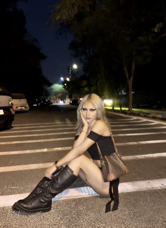 Vesper - Transsexual escort in New Delhi Photo 17 of 17