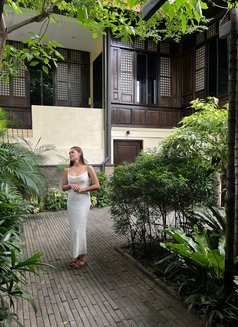 Vessa - escort in Manila Photo 1 of 7
