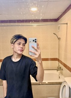 Vexen Sam Young Boy 22 - Male escort in Johor Bahru Photo 18 of 18