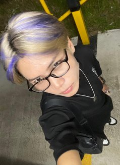 Vexen Sam Young Boy 22 - Male escort in Singapore Photo 7 of 17