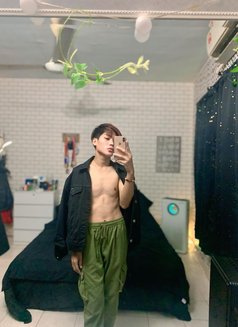 Vexen Sam Young Boy - Acompañantes masculino in Johor Bahru Photo 13 of 15