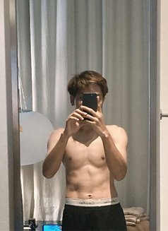 Vexen Sam Young Boy - Male escort in Kuala Lumpur Photo 15 of 16