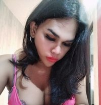 Vhanesha - Transsexual escort in Bali