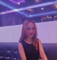 Vhania - escort in Bali