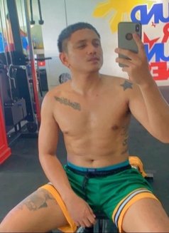 VhanmasseurescortEutsagad - Male escort in Manila Photo 18 of 24