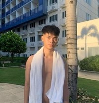 Vhor - Male escort in Manila