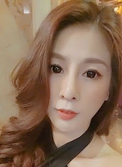 Vi/Full Service/GFE/Anal - escort in Dubai Photo 8 of 13