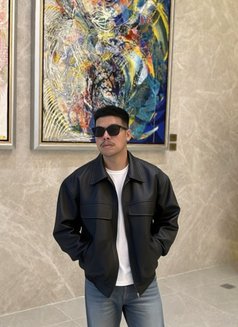 Vi Pwith Lee - Acompañantes masculino in Shanghai Photo 7 of 9