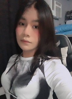 Vianna - Transsexual escort in Manila Photo 1 of 6