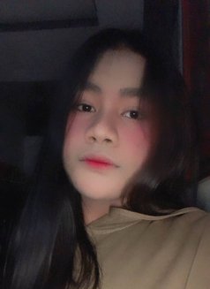 Vianna - Transsexual escort in Manila Photo 3 of 6