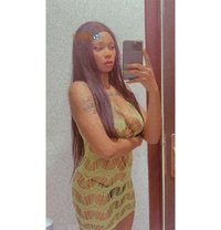 Vibes - escort in Accra