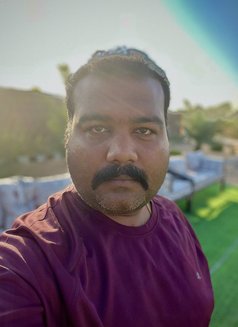 Vibin - Massage Therapist - Ladies only - Male escort in Abu Dhabi Photo 2 of 3