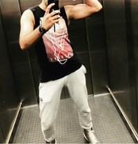 Vick - Male escort in New Delhi