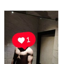 Vick Y99 - Male escort in Mumbai