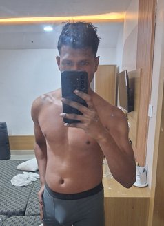 Vicky 7"dm on tg @iamvijaylodhi96 - Male escort in Lucknow Photo 1 of 4