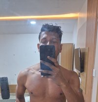 Vicky tg Vicky_96r - Male escort in Mumbai