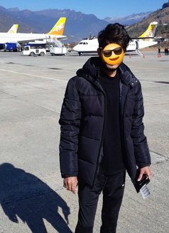 Vicky - Male escort in Kolkata Photo 2 of 2