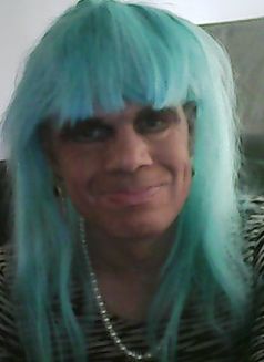 Vicky Green - Transsexual escort in Maidstone Photo 6 of 23