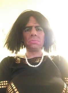Vicky Green - Transsexual escort in Maidstone Photo 14 of 23