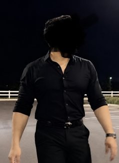 Vicky - Male escort in Ahmedabad Photo 1 of 3