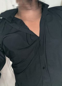 Vicky - Acompañantes masculino in Chennai Photo 6 of 6