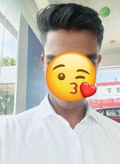 Vicky - Male escort in Hyderabad Photo 1 of 3