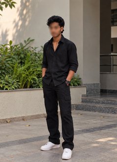 Vicky - Male escort in Hyderabad Photo 1 of 2