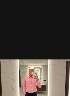 Vicky 18 year - Male escort in Jaipur Photo 5 of 6
