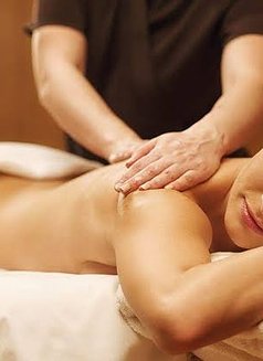 Vicky - Male escort agency in Kolkata Photo 1 of 2