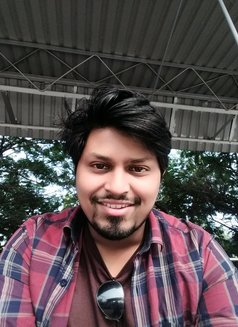 Vicky - Male escort in Mumbai Photo 3 of 4