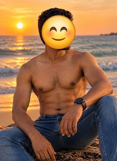 Vicky - Male escort in Mumbai Photo 1 of 2
