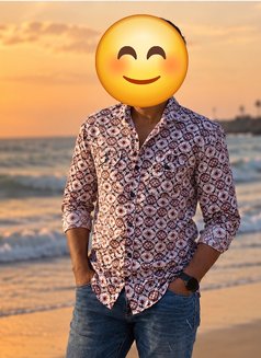 Vicky - Male escort in Mumbai Photo 2 of 2
