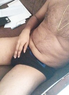 Vicky..7.5 inch.Hard fucker.Full orgasam - Acompañantes masculino in Mumbai Photo 1 of 15