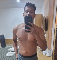 Vicky tg Vicky_96r - Male escort in New Delhi