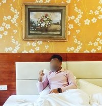 Vicky - Male escort in New Delhi