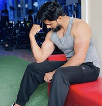 Vicky - Male escort in Noida