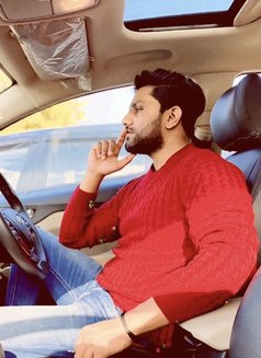 Vicky - Male escort in Noida Photo 6 of 7