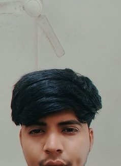 Vicky - Acompañantes masculino in Pune Photo 1 of 2