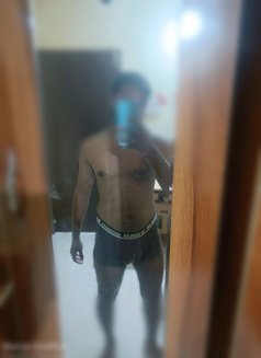 Vicky - Intérprete masculino de adultos in Pune Photo 6 of 6