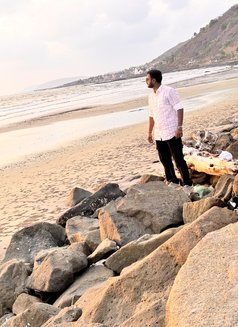 Vicky - Male adult performer in Pune Photo 7 of 8
