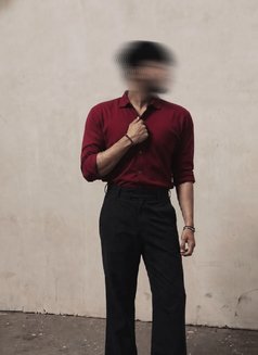 Vicky - Male escort in Ranchi Photo 1 of 1