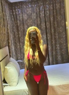 Vicky - puta in Guangzhou Photo 3 of 4