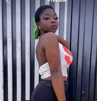 Vicky - escort in Accra