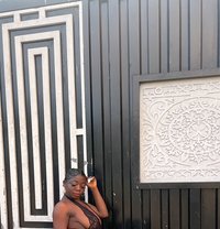 Vicky - escort in Accra