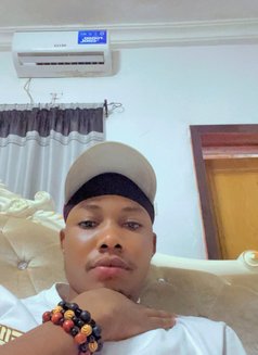 Vicky - Acompañantes masculino in Lagos, Nigeria Photo 4 of 5