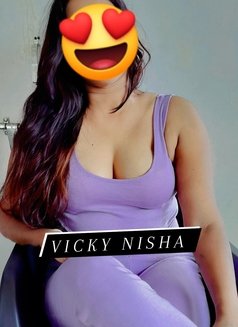 Vicky Nisha Pune Couple - puta in Pune Photo 3 of 5