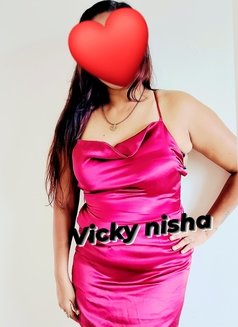 Vicky Nisha Pune - puta in Pune Photo 4 of 5